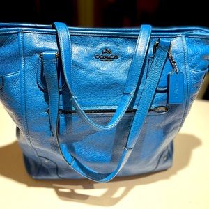 COACH Blue Large Mickie Grain Leather Tote